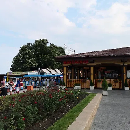 Europroperties Zlatna Kotva Apartment *