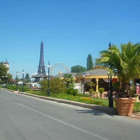 Europroperties Zlatna Kotva Apartment *