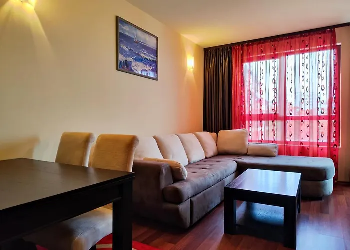 Europroperties Zlatna Kotva Апартаменти *