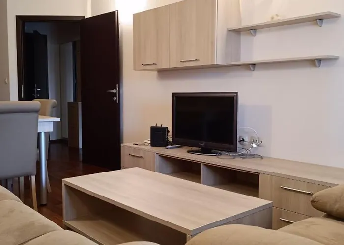 Апартаменти Europroperties Zlatna Kotva *