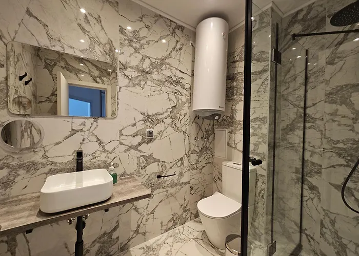 Апартаменти Europroperties Zlatna Kotva