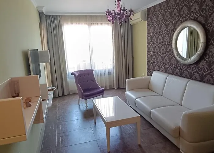 Europroperties Zlatna Kotva Апартаменти