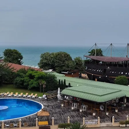 Europroperties Zlatna Kotva 公寓 *