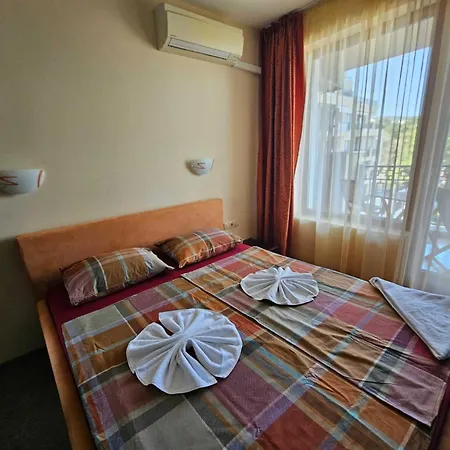 Europroperties Zlatna Kotva 公寓